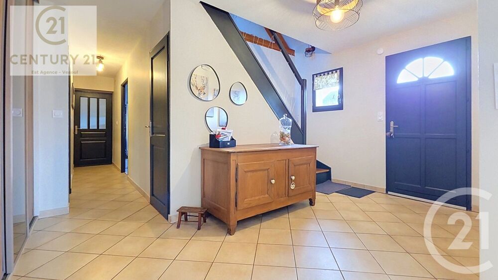 vente Maison - 8 pièce(s) - 247 m² La Demie (70000)