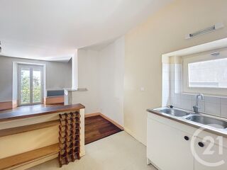  Appartement à louer 2 pièces 51 m²