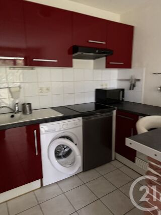  Appartement à louer 2 pièces 47 m²