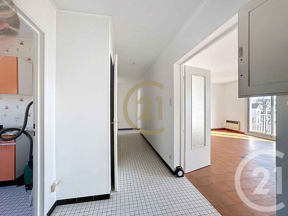 vente Appartement - 4 pièce(s) - 87 m² Lure (70200)