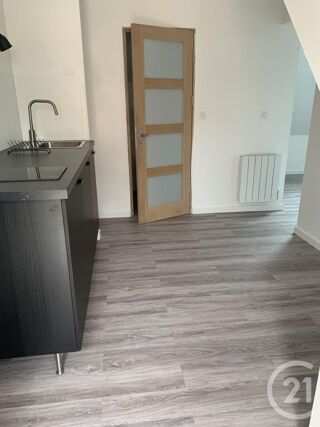  Appartement à louer 1 pièce 22 m²