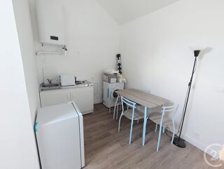  Appartement à louer 2 pièces 31 m²