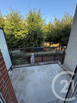  Appartement à louer 3 pièces 60 m²