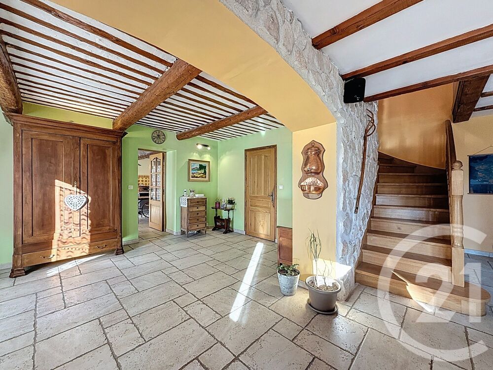 vente Maison - 6 pièce(s) - 287 m² Noves (13550)