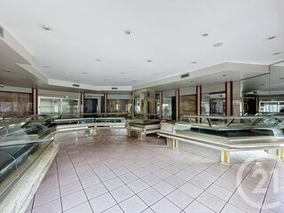  Appartement � louer 8 pi�ces 150 m� Lure