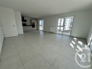  Appartement à louer 3 pièces 85 m²