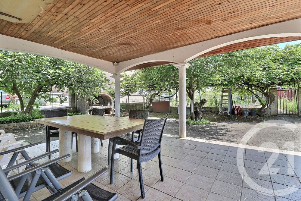 vente Maison - 5 pièce(s) - 225 m² Ambérieu-en-Bugey (01500)