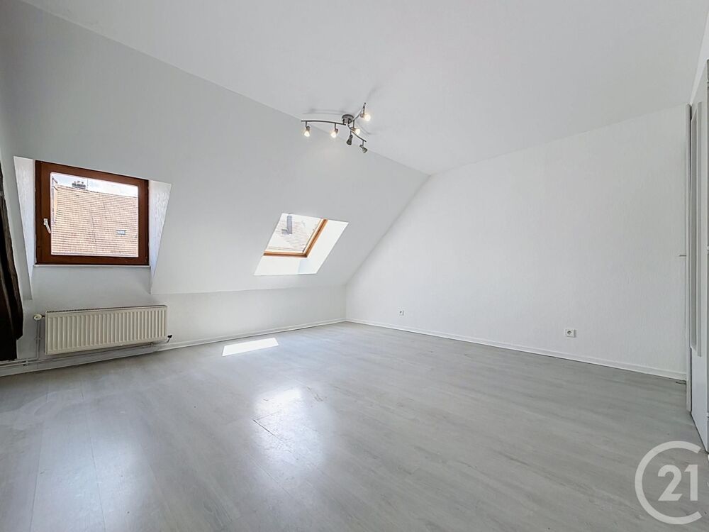 location Appartement - 2 pièce(s) - 60 m² Lure (70200)