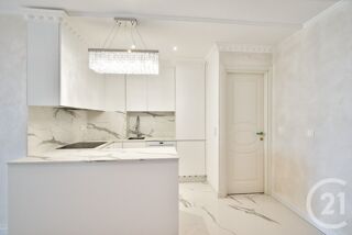  Appartement � louer 3 pi�ces 84 m�