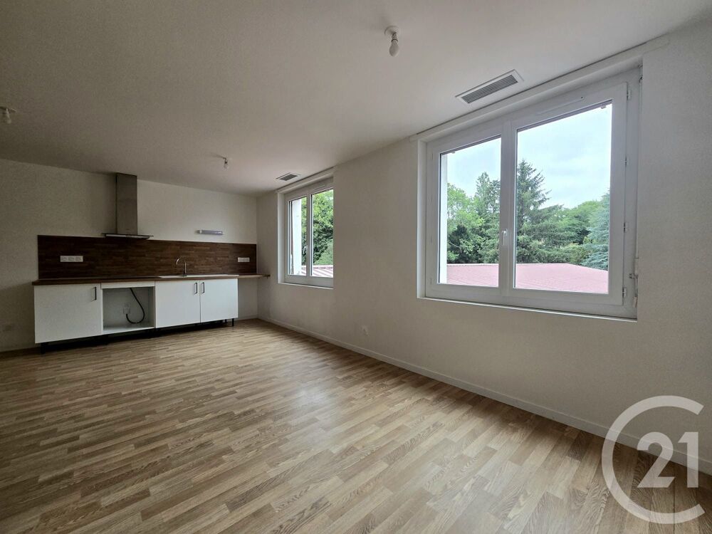 location Appartement - 4 pièce(s) - 86 m² Saint-Laurent-de-Neste (65150)