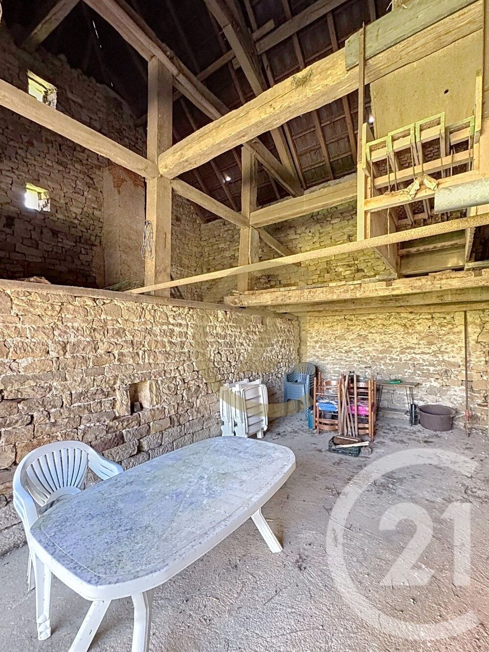 vente Maison - 4 pièce(s) - 168 m² Magny-Danigon (70200)