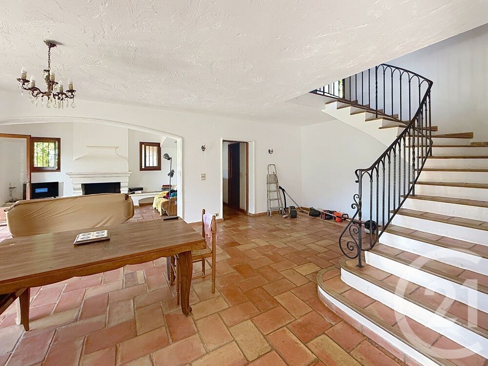 vente Maison - 5 pièce(s) - 142 m² Mandelieu-la-Napoule (06210)