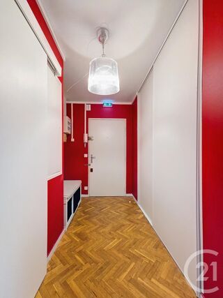  Appartement à louer 4 pièces 86 m²