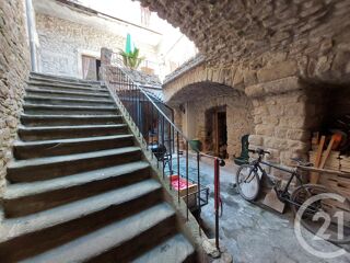  Maison � vendre 9 pi�ces 268 m�