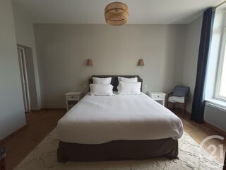  Appartement à louer 2 pièces 55 m²
