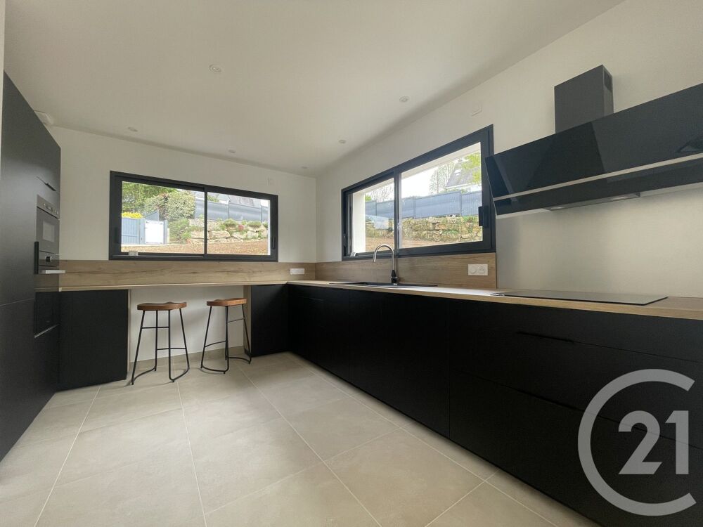vente Maison - 6 pièce(s) - 238 m² Elven (56250)