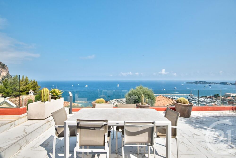 LOCATION SAISONNIÈRE à Beaulieu-sur-Mer. Villa moderne ....