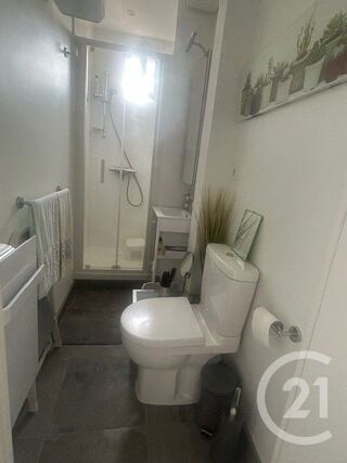  Appartement à louer 1 pièce 23 m²