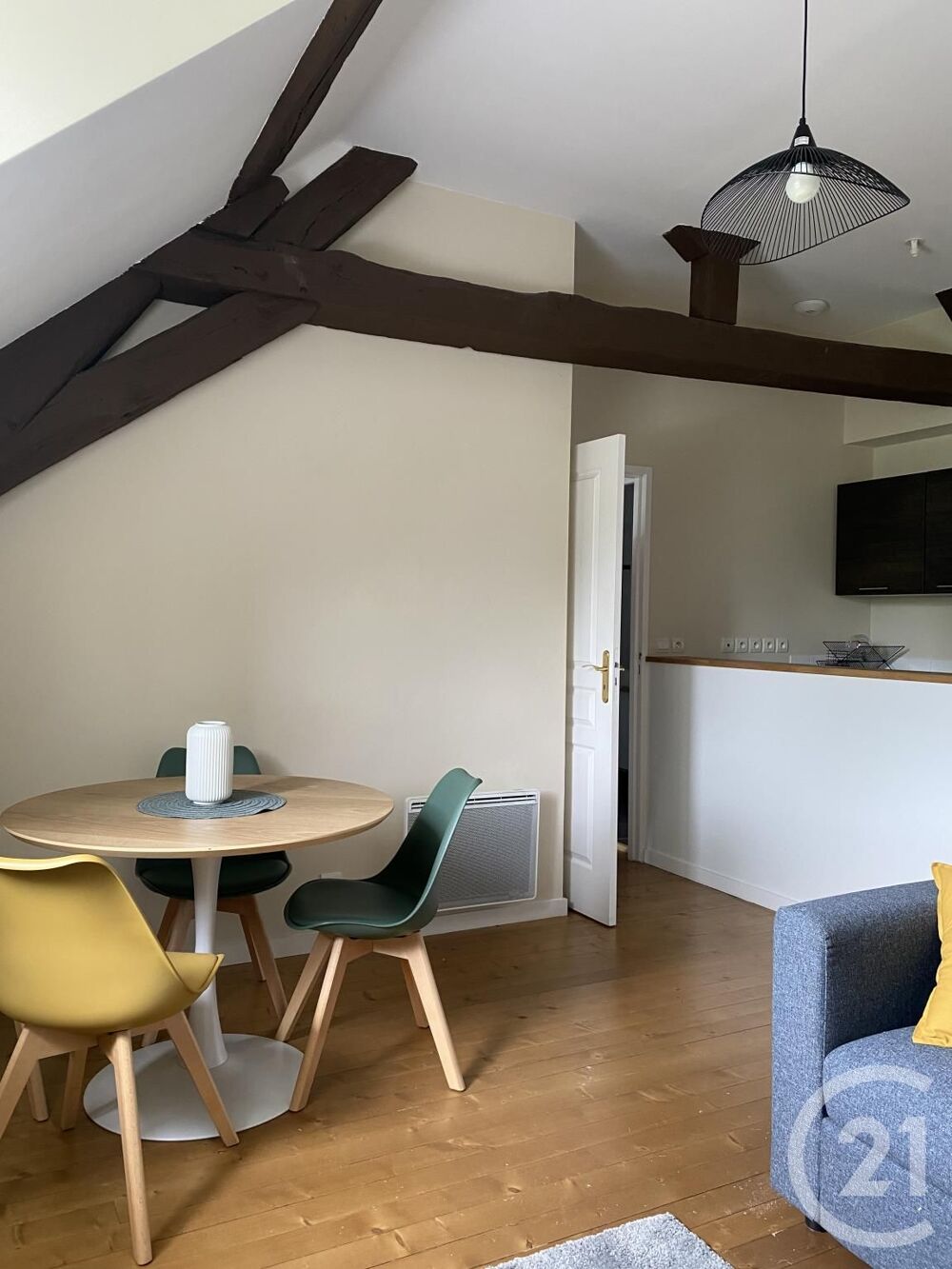 location Appartement - 2 pièce(s) - 38 m² Fontainebleau (77300)