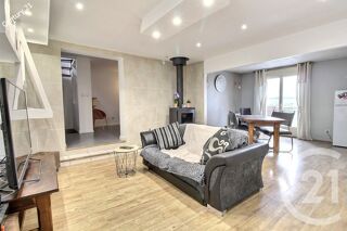  Maison � vendre 11 pi�ces 240 m�