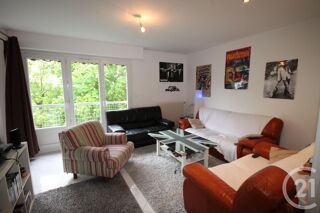  Appartement à louer 4 pièces 71 m²