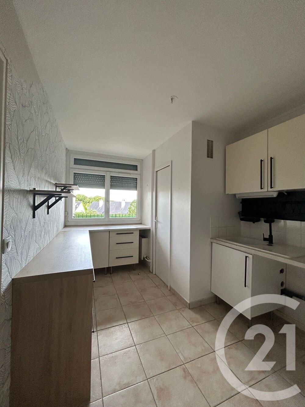 location Appartement - 3 pièce(s) - 63 m² Avon (77210)
