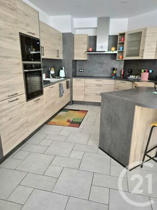  Appartement  vendre 4 pices 135 m