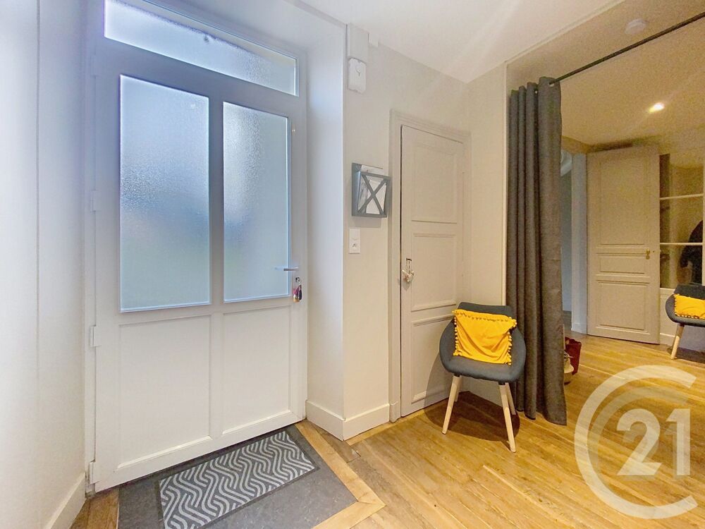 location Appartement - 4 pièce(s) - 137 m² Bar-sur-Aube (10200)