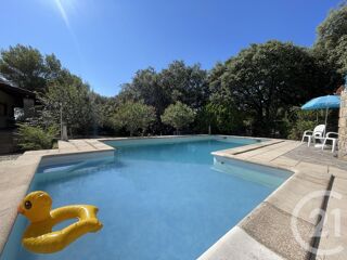  Maison � vendre 8 pi�ces 243 m�