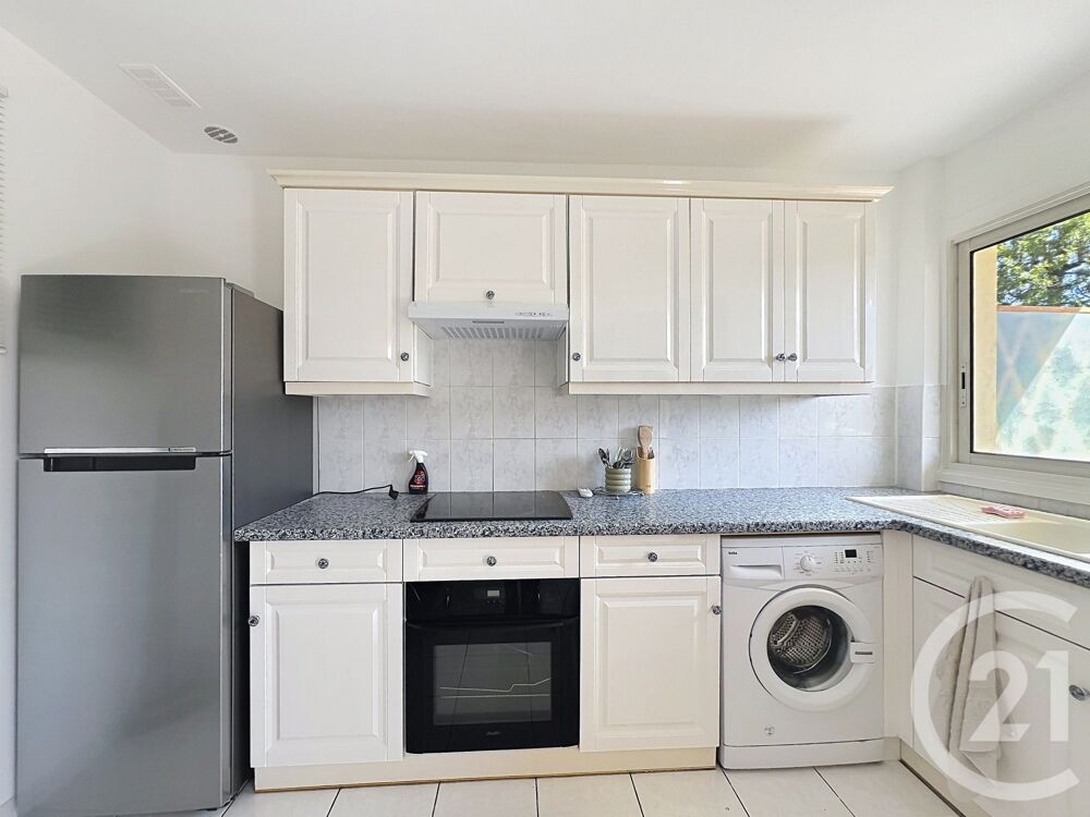 location Appartement - 1 pièce(s) - 32 m² Mandelieu-la-Napoule (06210)