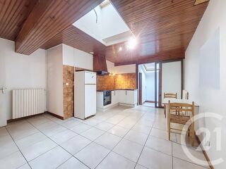  Appartement � vendre 3 pi�ces 111 m�