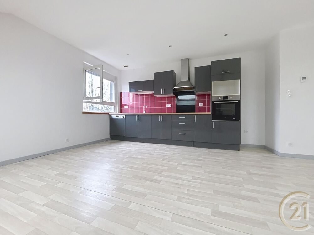 location Appartement - 3 pièce(s) - 92 m² Frahier-et-Chatebier (70400)
