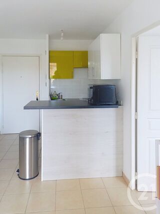  Appartement à louer 2 pièces 40 m²