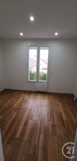  Appartement à louer 2 pièces 33 m²