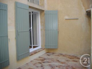 Appartement à louer 3 pièces 70 m²