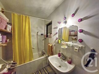  Immeuble à vendre 120 m²
