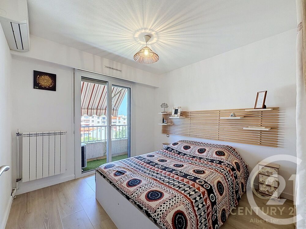 location Appartement - 3 pièce(s) - 56 m² Vallauris (06220)