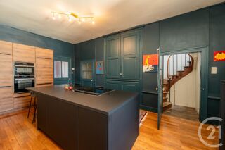  Appartement à vendre 7 pièces 218 m²