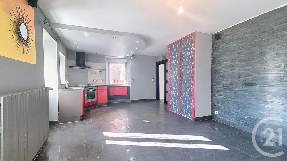 À vendre : Maison de village aux portes de Vesoul Un vé....