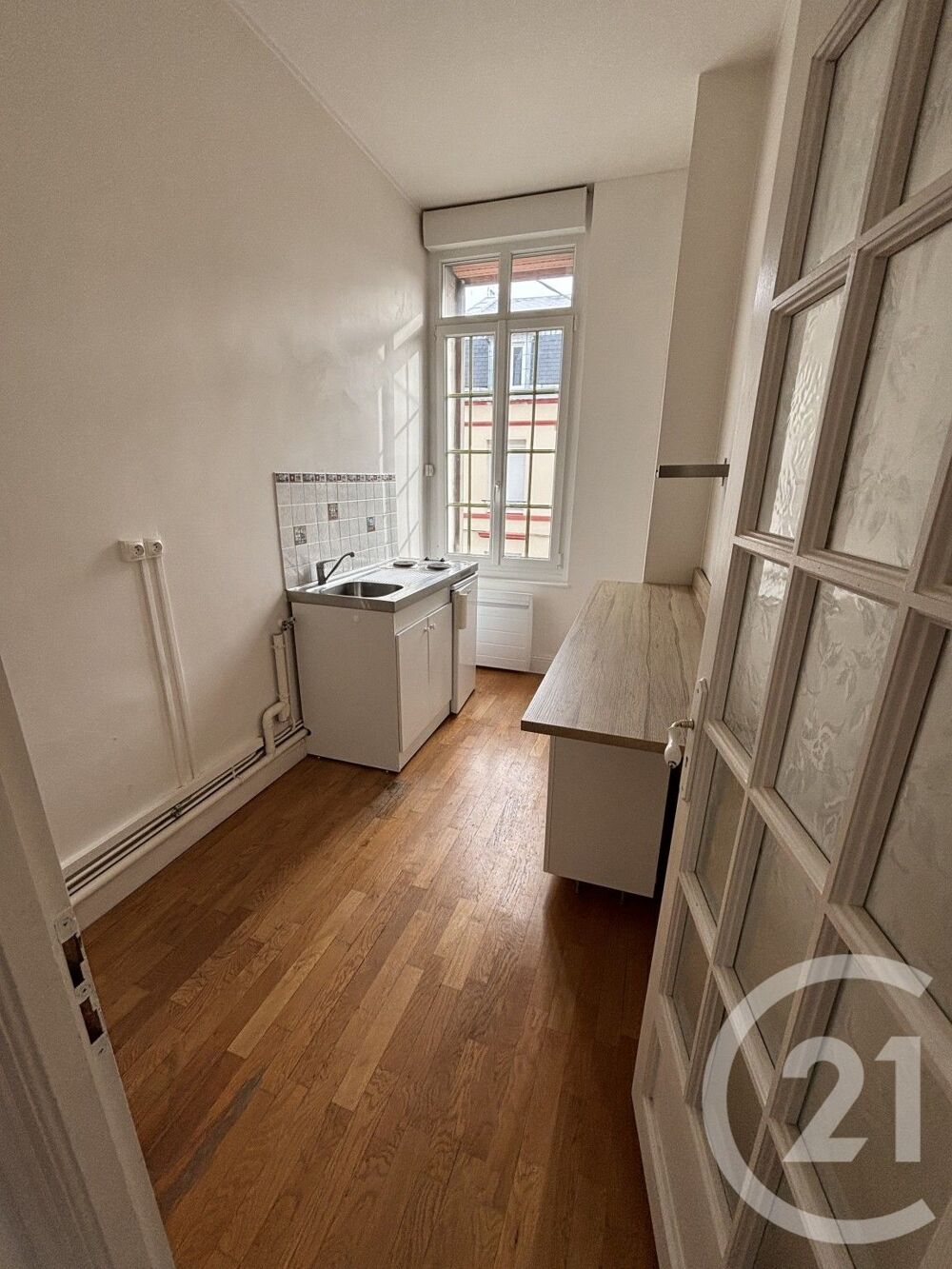 location Appartement - 2 pièce(s) - 48 m² Saint-Quentin (02100)