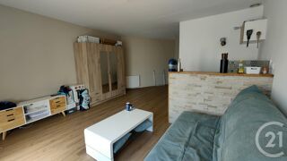  Appartement à louer 1 pièce 28 m²