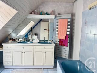  Maison � vendre 6 pi�ces 254 m�