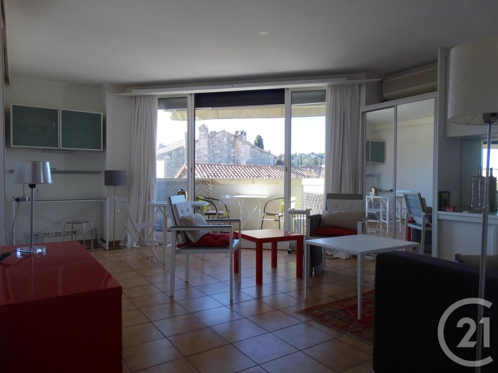 location Appartement - 2 pièce(s) - 48 m² Villeneuve-lès-Avignon (30400)
