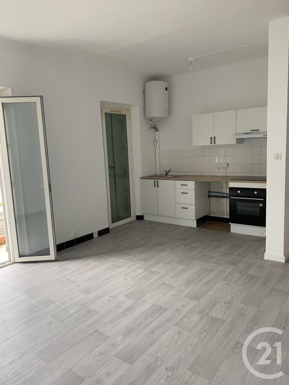 location Appartement - 2 pièce(s) - 40 m² Bagnols-sur-Cèze (30200)
