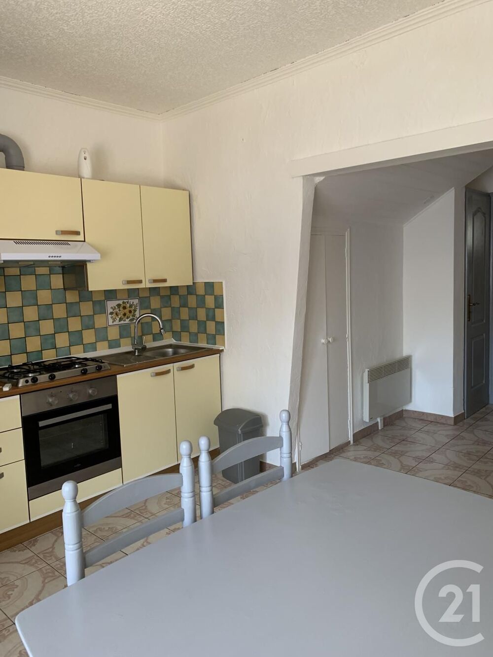location Appartement - 1 pièce(s) - 26 m² Connaux (30330)