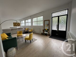  Appartement à louer 5 pièces 188 m² Tours