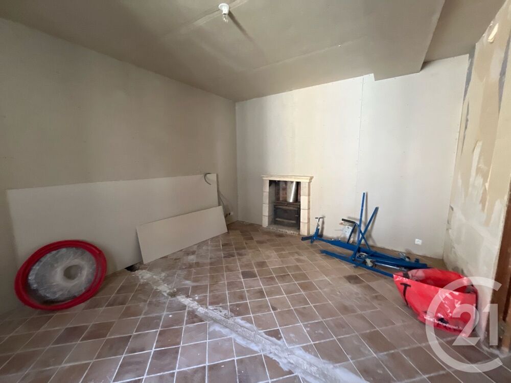 Idéal investisseur à Coulanges-sur-Yonne (bourg tout com....
