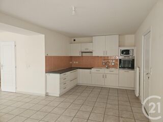 Maison à louer 5 pièces 106 m²