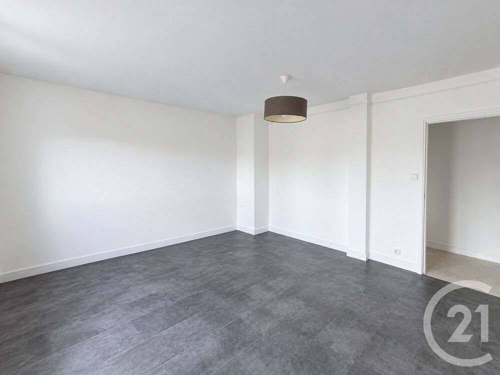 location Appartement - 3 pièce(s) - 57 m² Calais (62100)