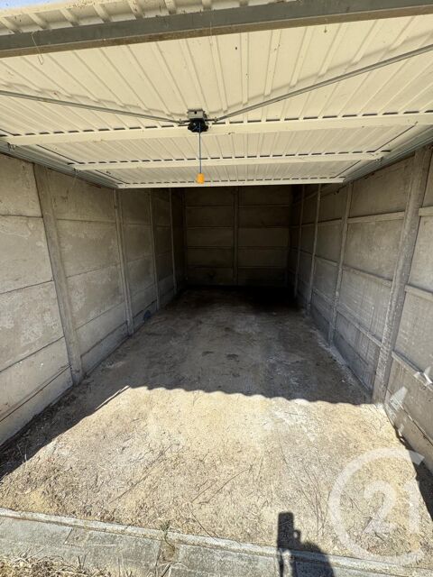  Parking / Garage  louer 13 m